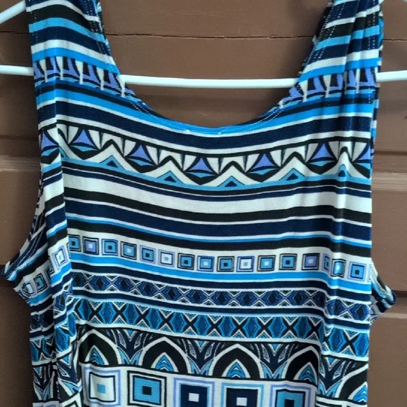 Geometric Blue and Black Women's Top - Picture 3 of 3